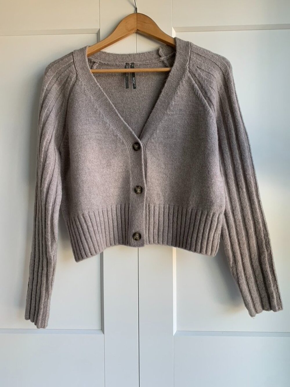 Anthoropologie Cardigan cropped women's S
